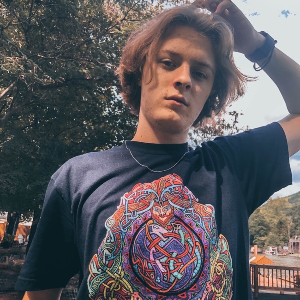 Meet your Posher, Kyle